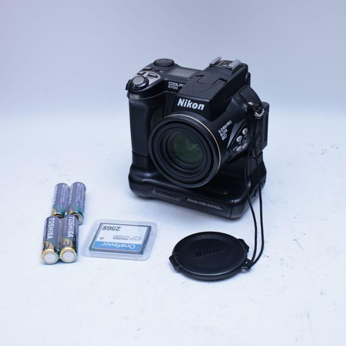 Nikon coolpix 5700 - nikon,