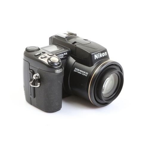 Nikon coolpix 5700 - coolpix,